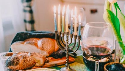 爱游戏登录入口-利雅得新月中场核心发挥出色，利雅得新月足球俱乐部